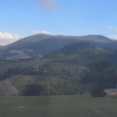 Feriehus Due Tigli - Il Tuo Rifugio Nelle Colline Marchigiane Arcevia