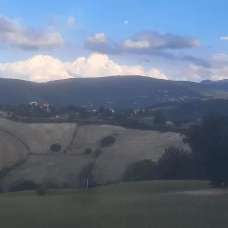 Feriehus Due Tigli - Il Tuo Rifugio Nelle Colline Marchigiane Arcevia